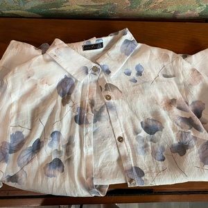 Emery Rose Floral Button-Up